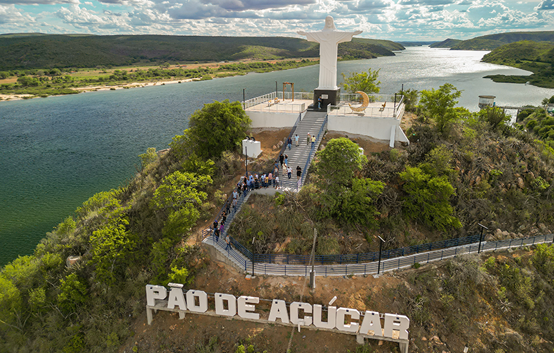 Pão de Açúcar completa 172 anos de história com 1.167 empresas com registro ativo, aponta Juceal