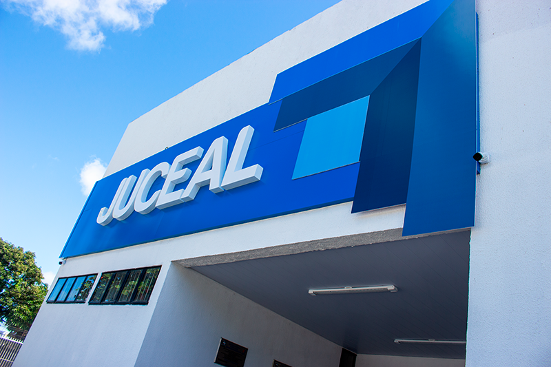 Junta Comercial alcança marca de 76% no deferimento de processos empresariais